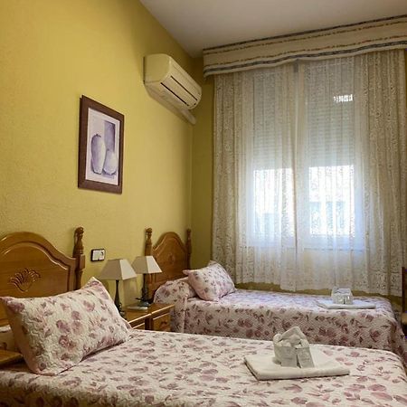 Hostal Internacional Мадрид Экстерьер фото