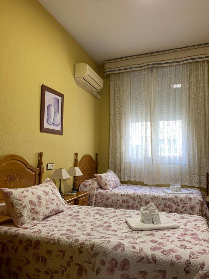 Hostal Internacional Мадрид Экстерьер фото